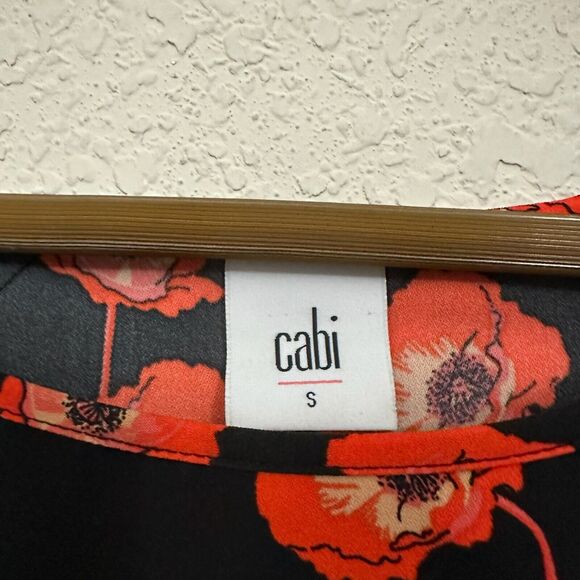 CABI #3251 Flanders Floral Poppy Short Sleeve Blouse w Split Back in Multi - Picture 6 of 10